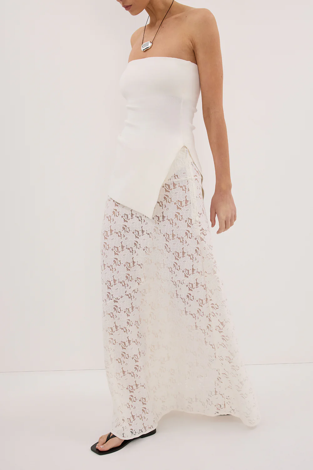 LOULA WHITE LACE SKIRT - Yukikoi