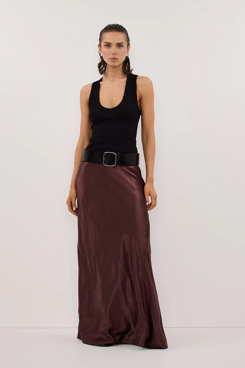 YASMIN BLACK SLEEVELESS KNIT TANK - Yukikoi