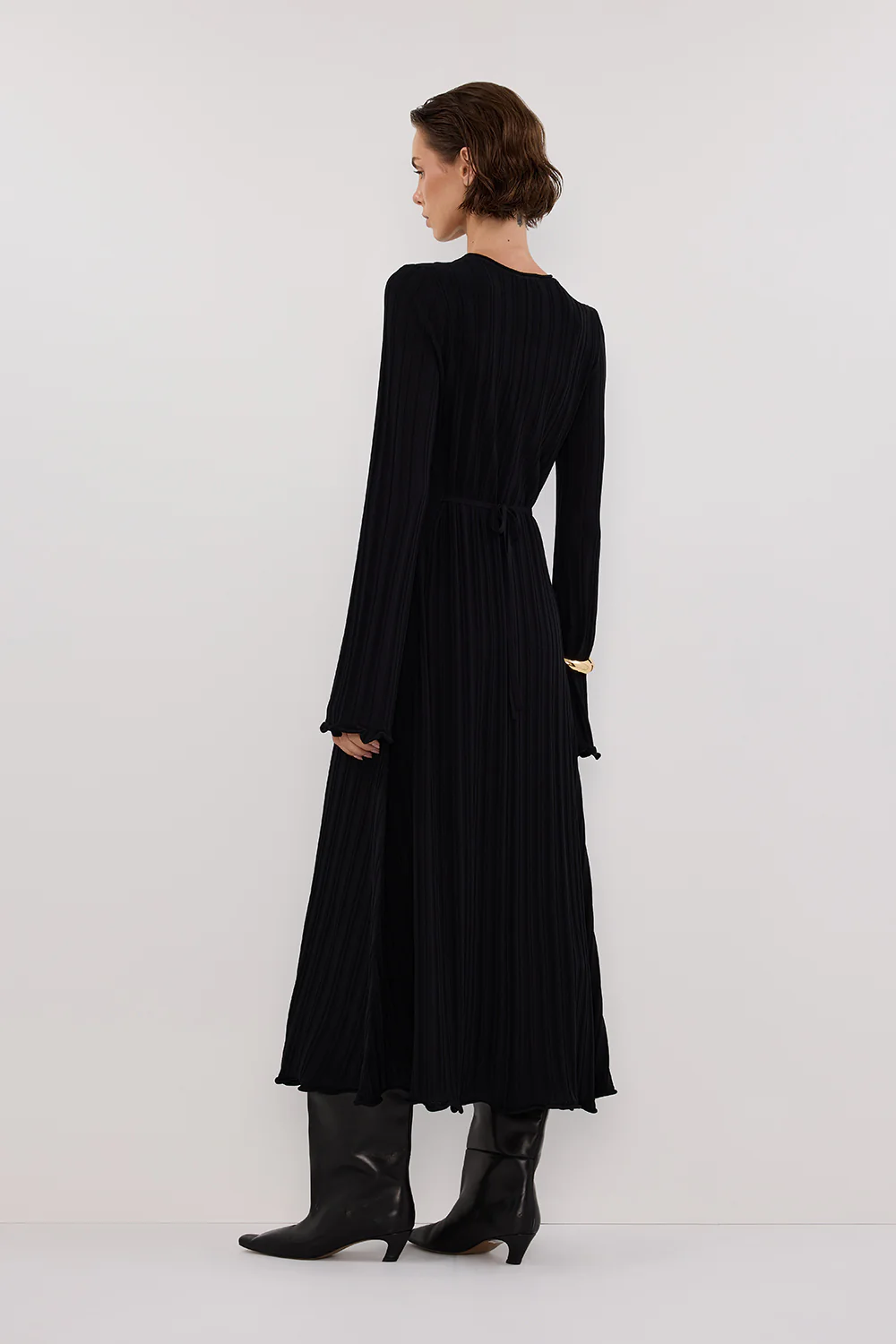 SYLVIA BLACK KNIT MIDI DRESS - Yukikoi