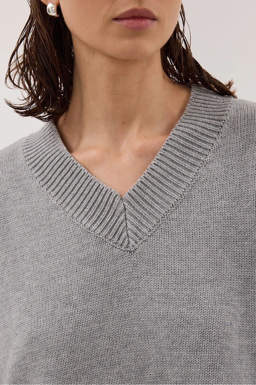 FLINT SILVER V NECK KNIT JUMPER - Yukikoi
