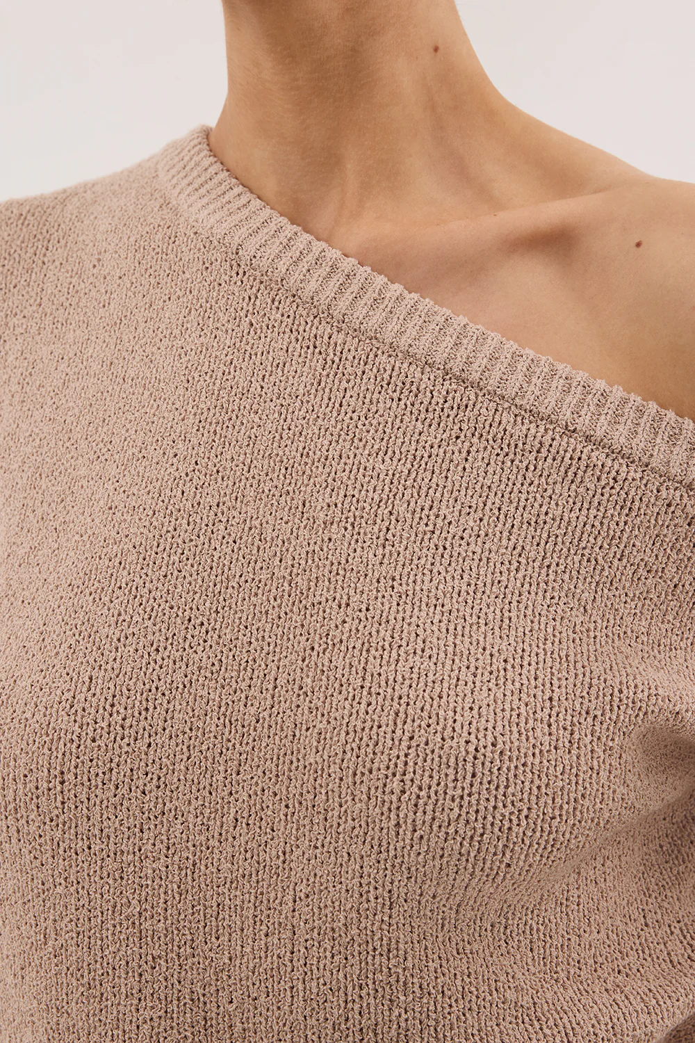 KERRY TAN ASYM KNIT TOP - Yukikoi