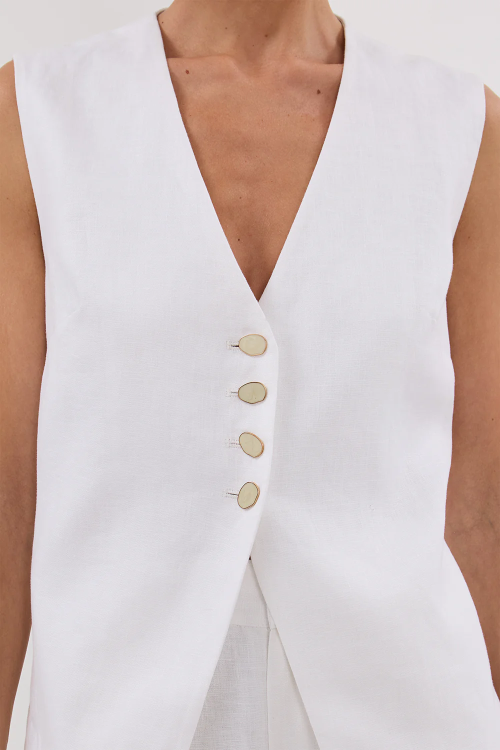 KNOX WHITE LINEN VEST - Yukikoi