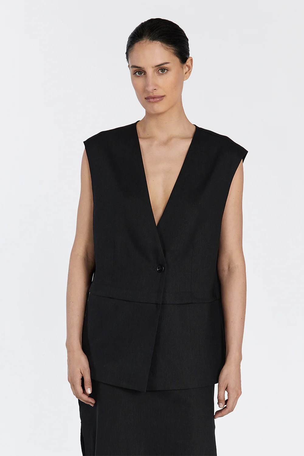 TAYLOR BLACK VEST - Yukikoi