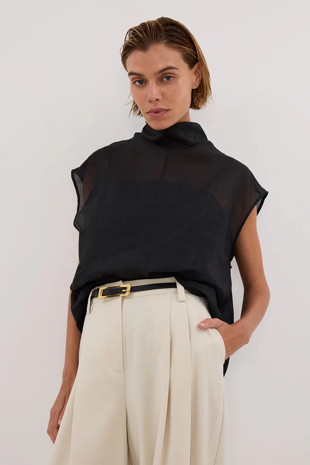 CARMEL BLACK RAMIE FUNNEL NECK TOP - Yukikoi