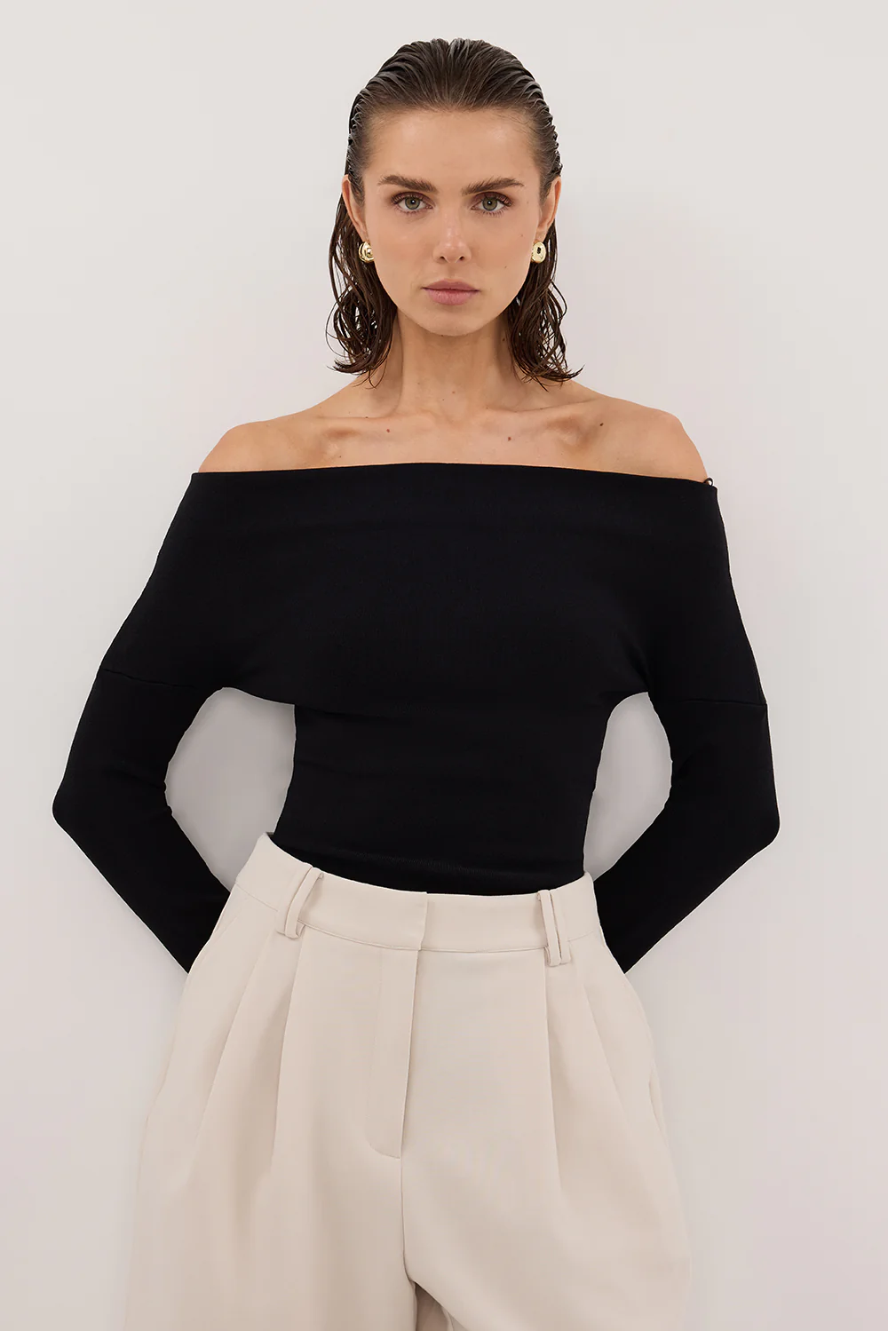 ASTRID BLACK LONG SLEEVE KNIT TOP - Yukikoi