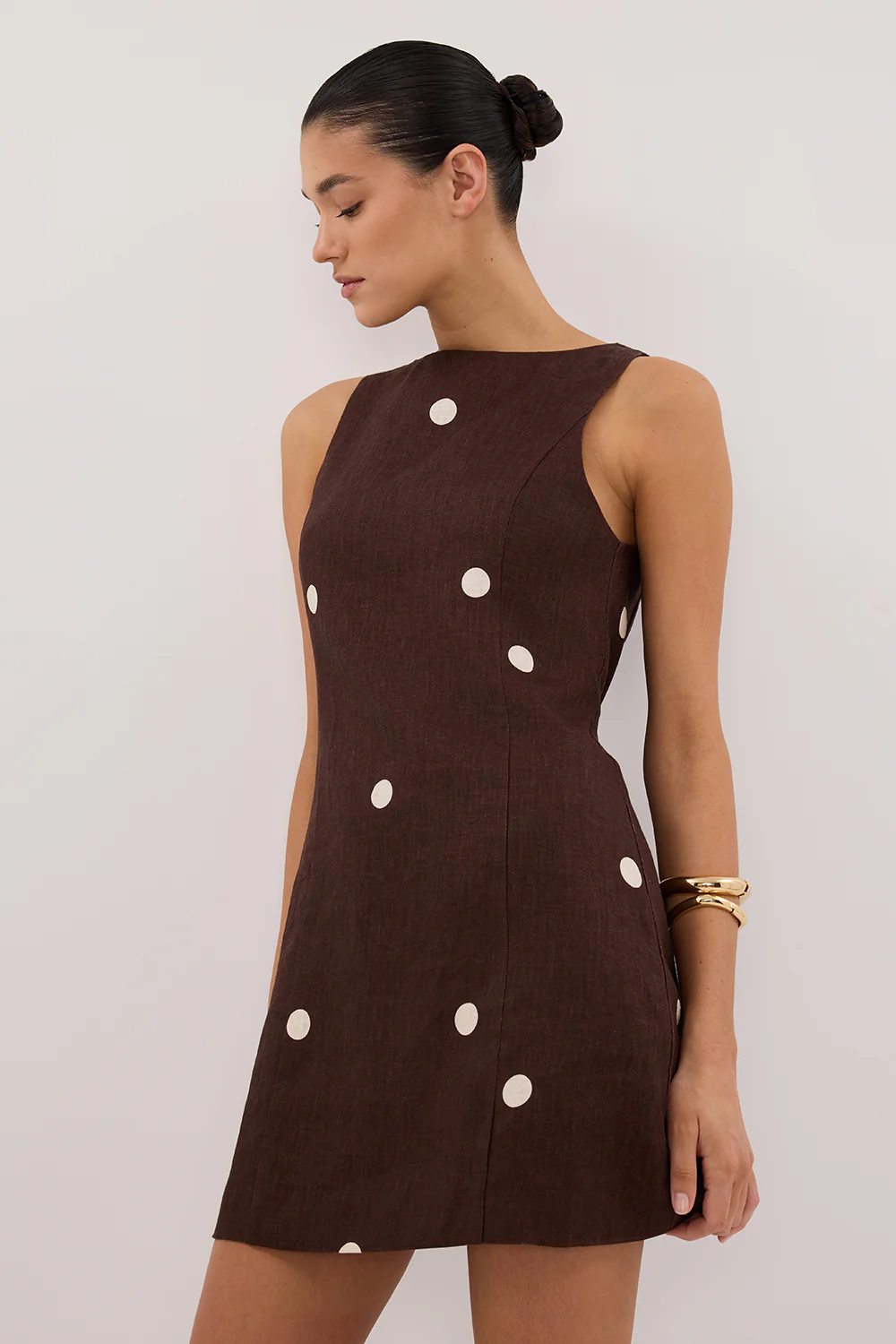 BEVERLY BITTER CHOC SPOT LINEN MINI DRESS - Yukikoi