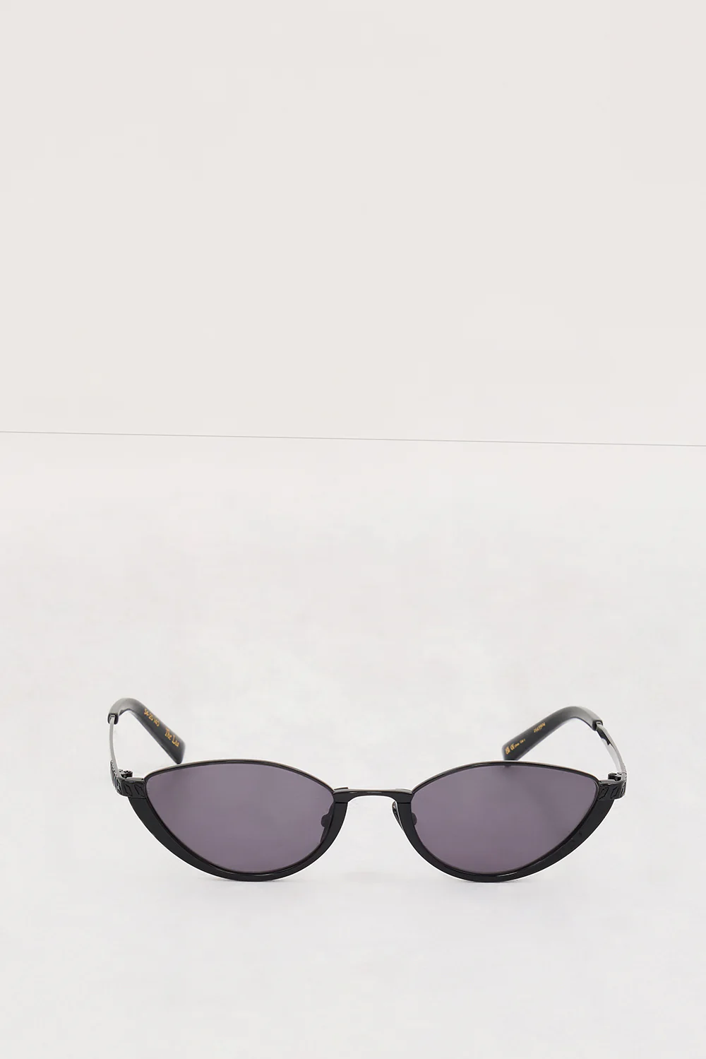 LUV LOU THE LIA BLACK SUNGLASSES - Yukikoi