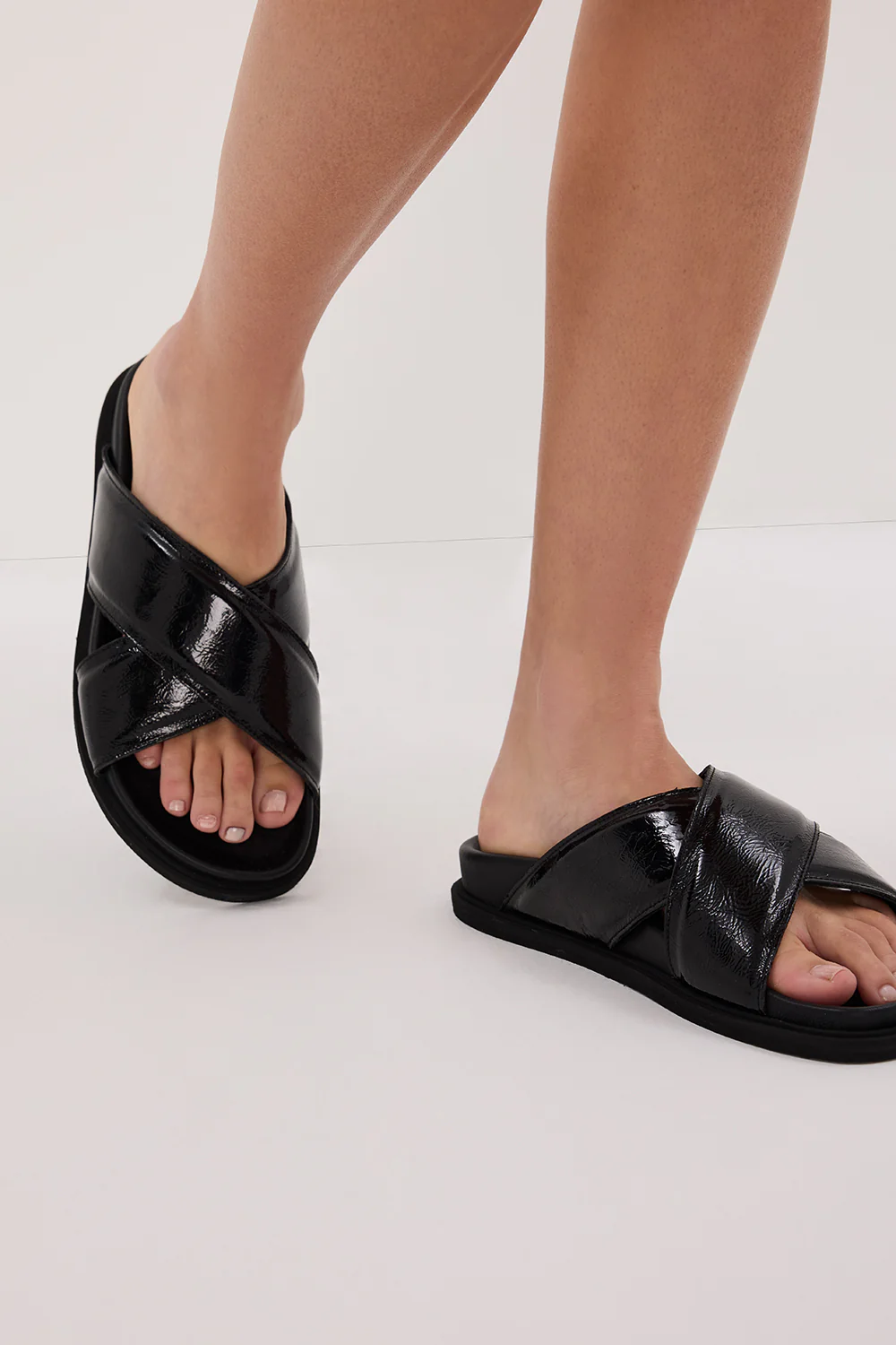 DOF STUDIOS BLACK ROSA SANDAL - Yukikoi