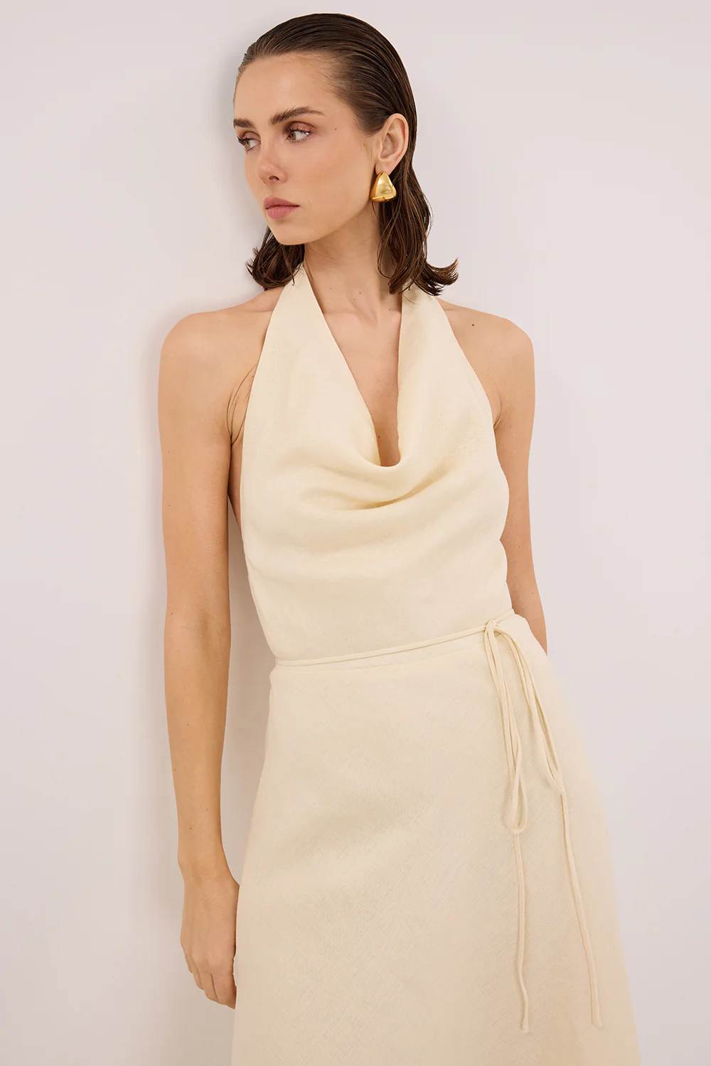 HAYLEE STRAW SLEEVELESS LINEN COWL DRESS - Yukikoi