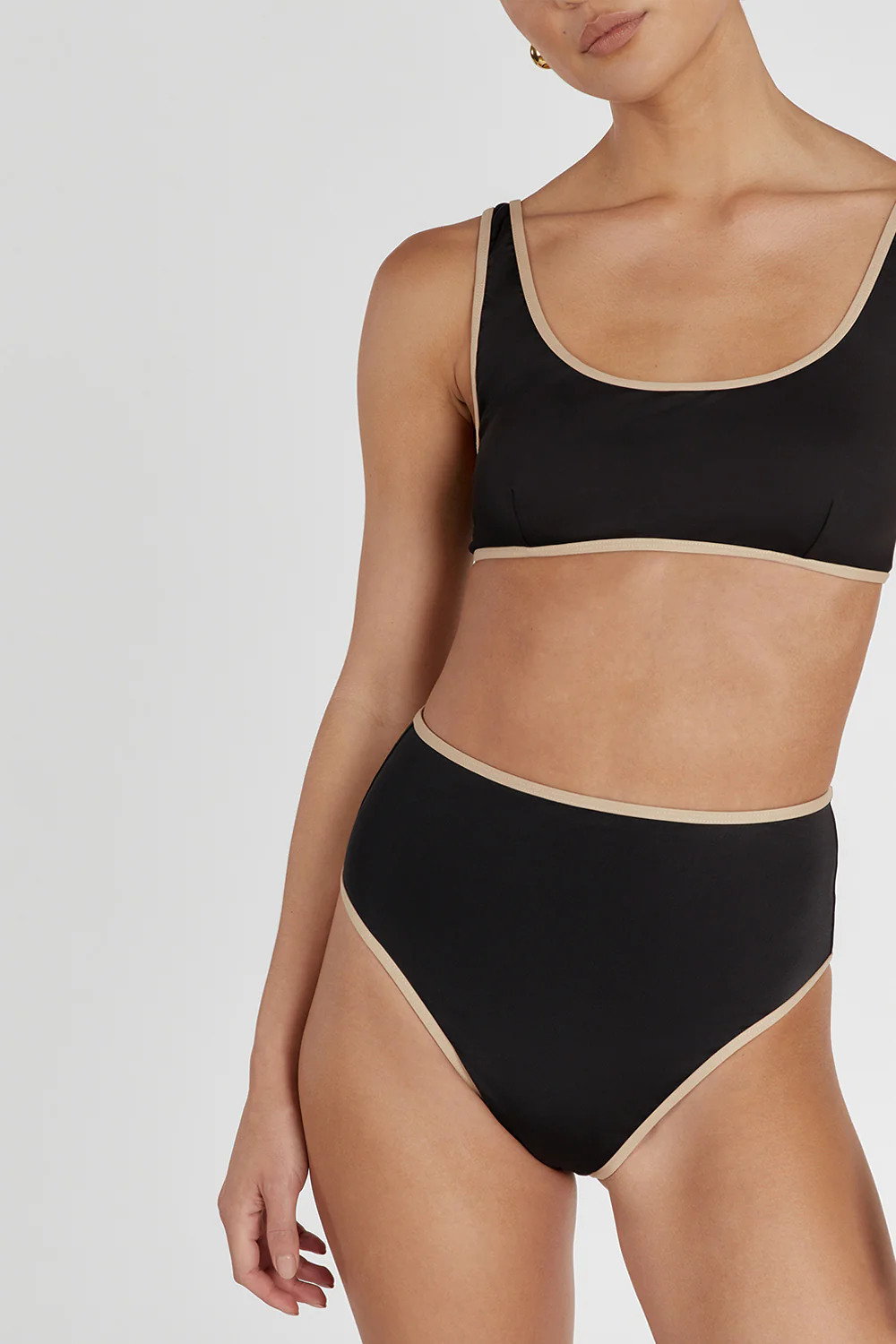 BAILEY BLACK CONTRAST WAIST BRIEF - Yukikoi