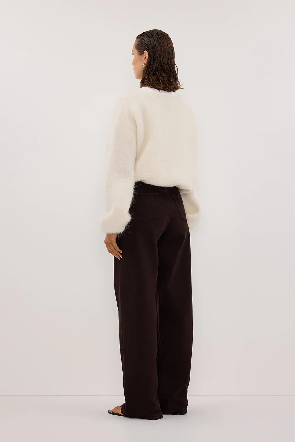 REAGAN 2.0 BURNT CHOC TALL SLOUCHY JEAN - Yukikoi