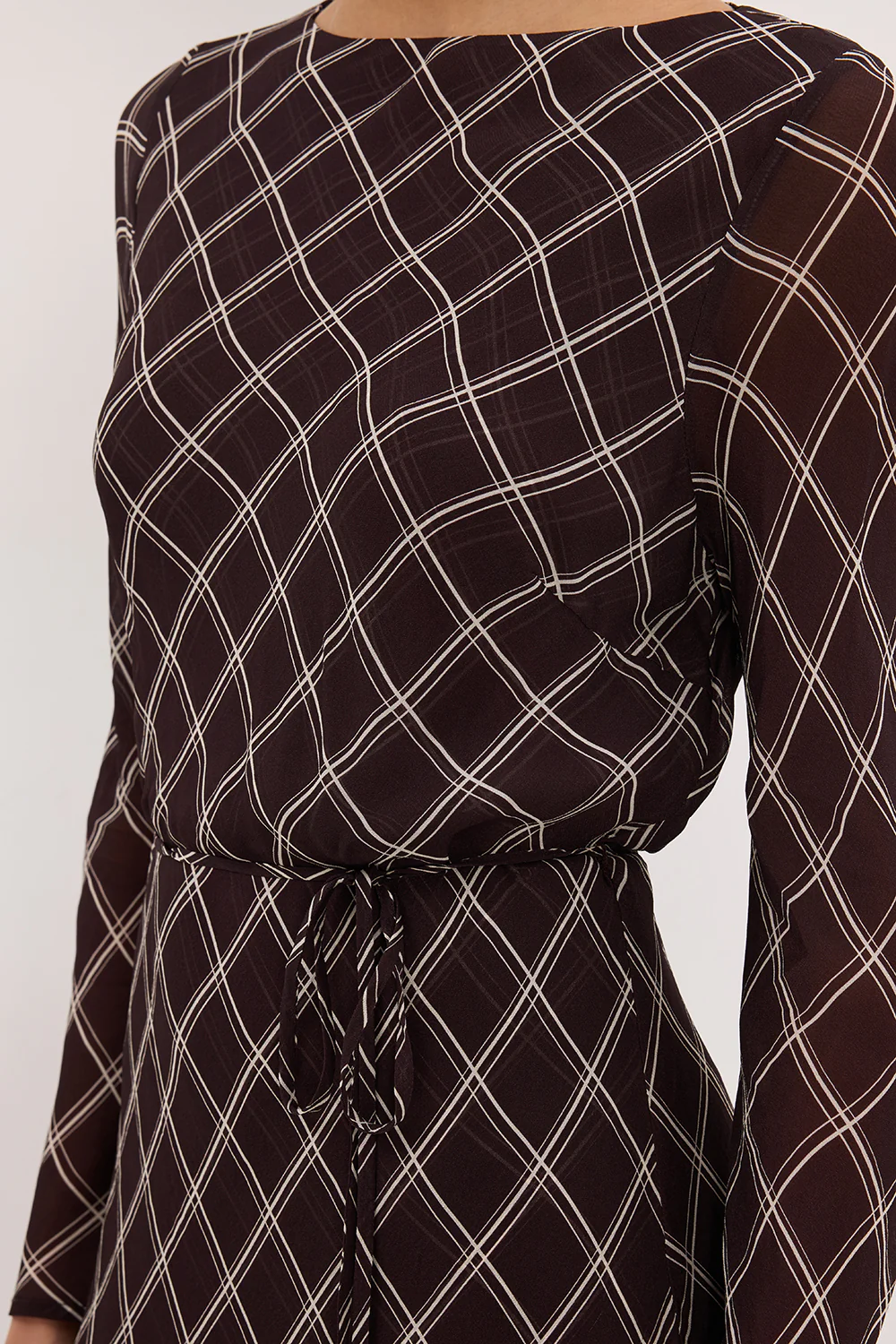 ARLINGTON CHOC LONG SLEEVE BOAT NECK MINI DRESS - Yukikoi