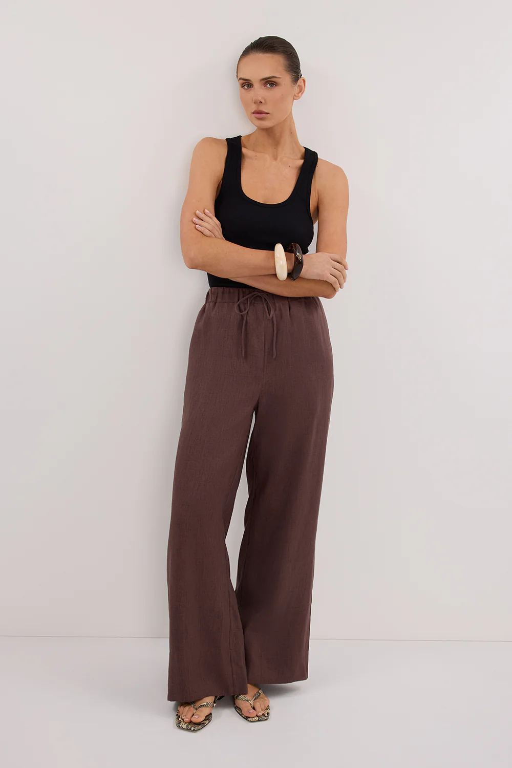 GINA CHOC LINEN ELASTIC WAIST PANT - Yukikoi