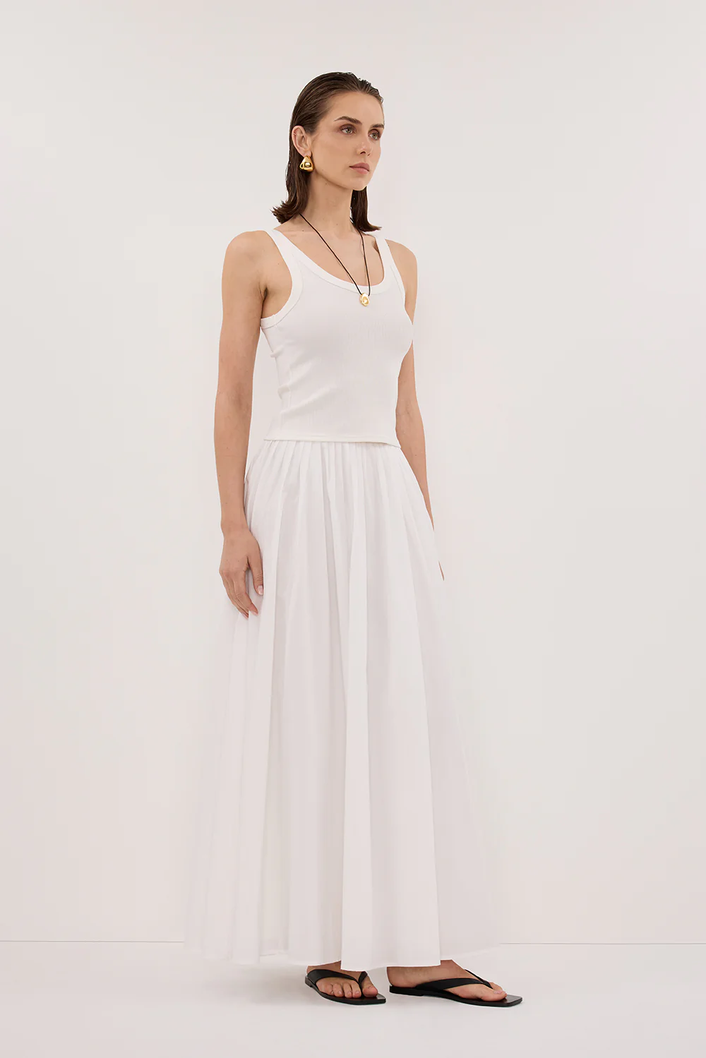 PHOEBE OFF WHITE SCOOP NECK TANK TOP - Yukikoi