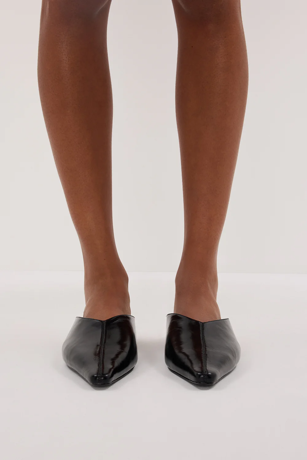 ALIAS MAE OLIVE MULE BLACK - Yukikoi