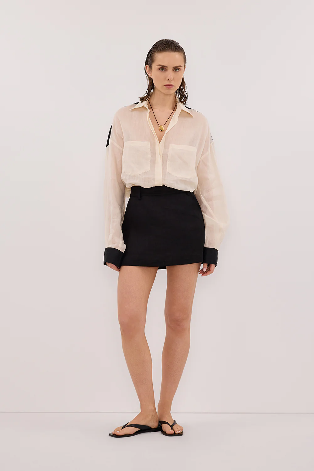 EVIE BLACK LINEN SKORT - Yukikoi