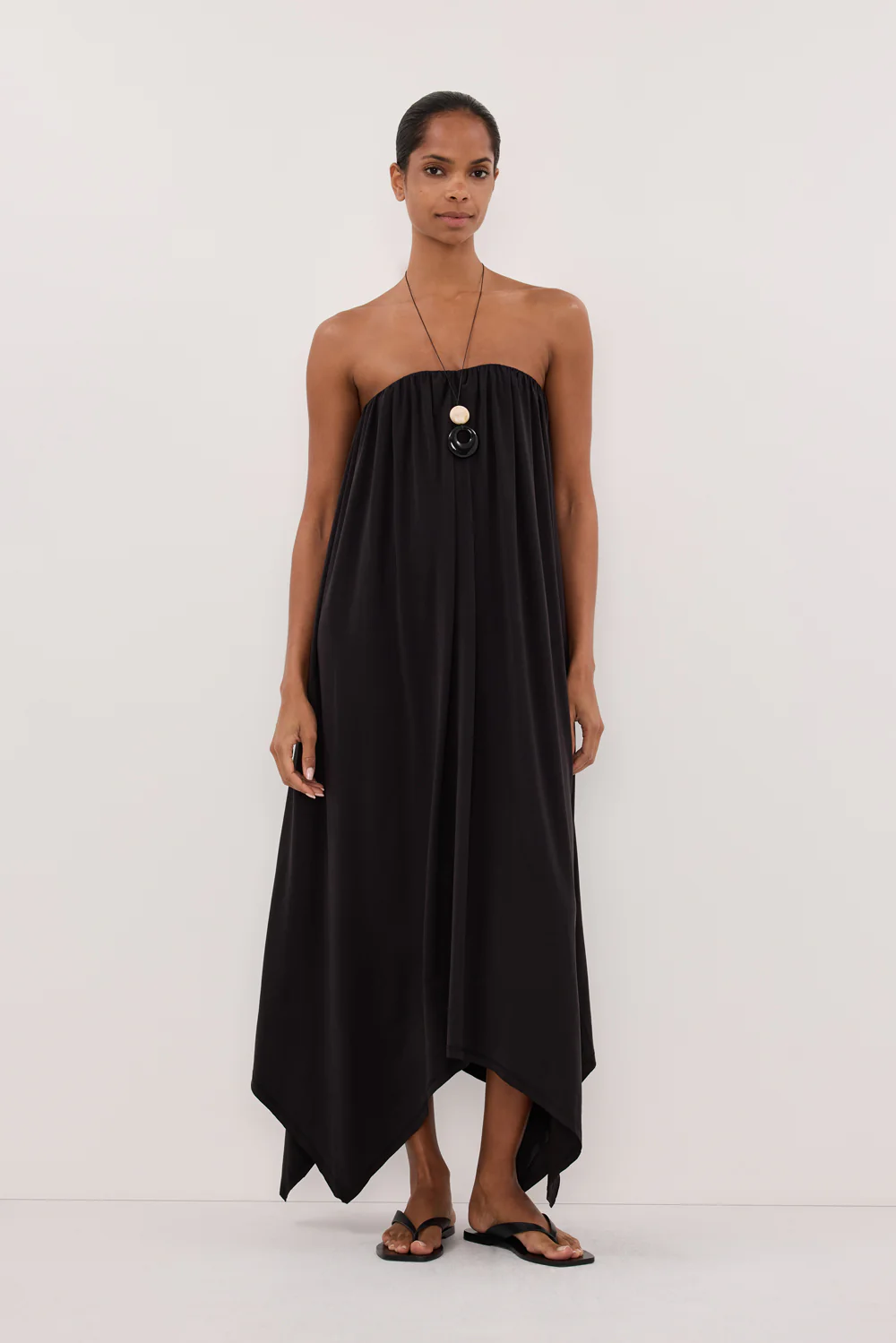 AVA BLACK STRAPELESS MIDI DRESS - Yukikoi