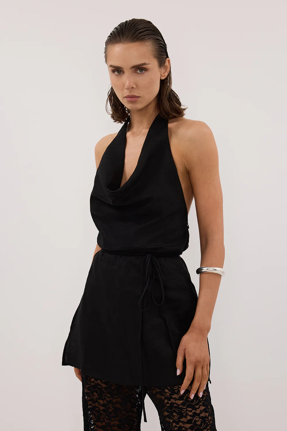 HAYLEE BLACK SLEEVELESS LINEN COWL TOP - Yukikoi