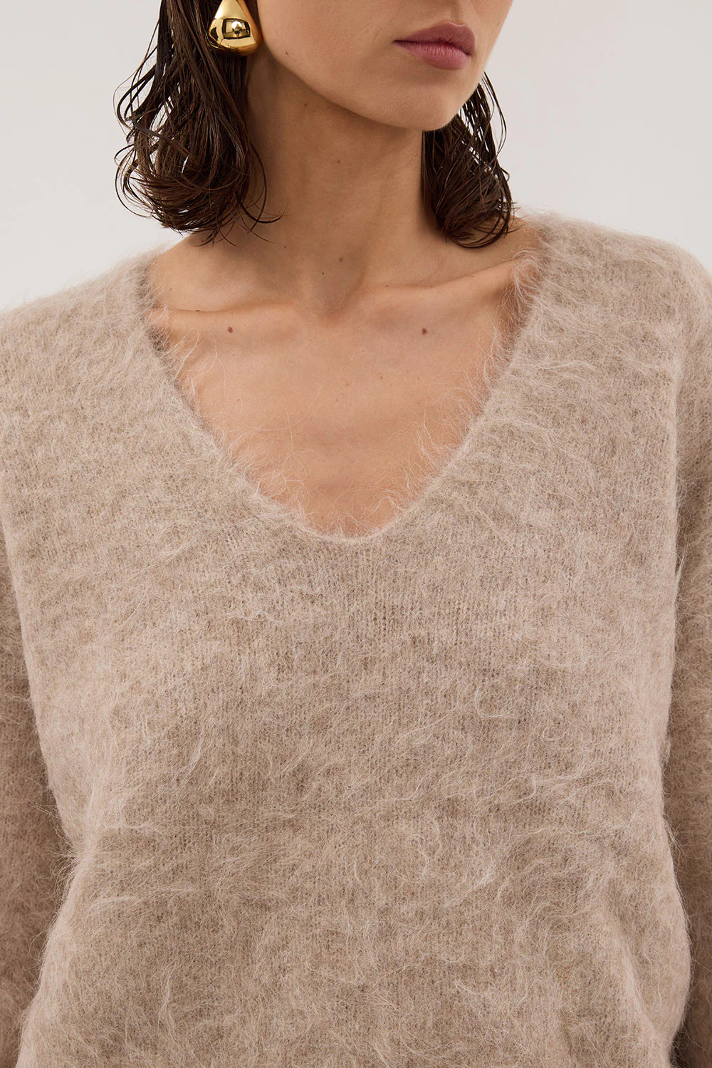 SALMA OAT V NECK JUMPER - Yukikoi