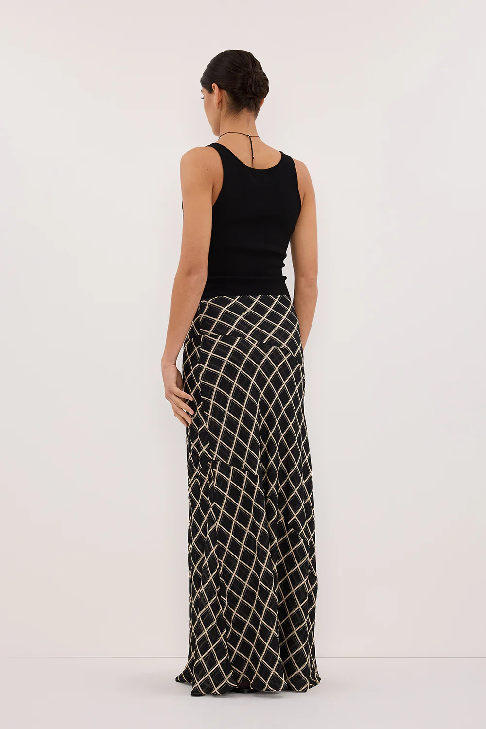 ARLINGTON BLACK MIDI SKIRT - Yukikoi