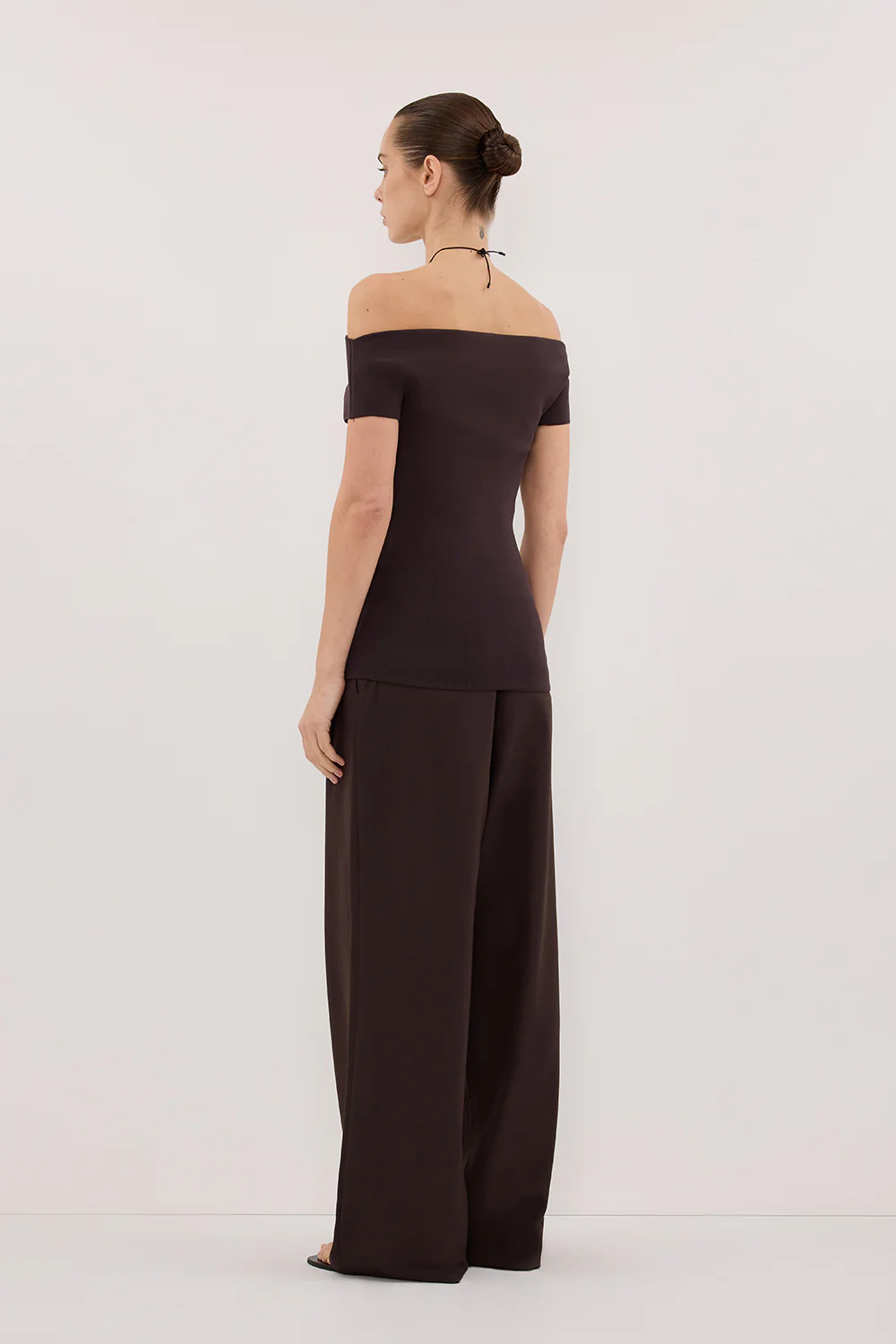 ASTRID BURNT CHOC OFF SHOULDER KNIT TOP - Yukikoi