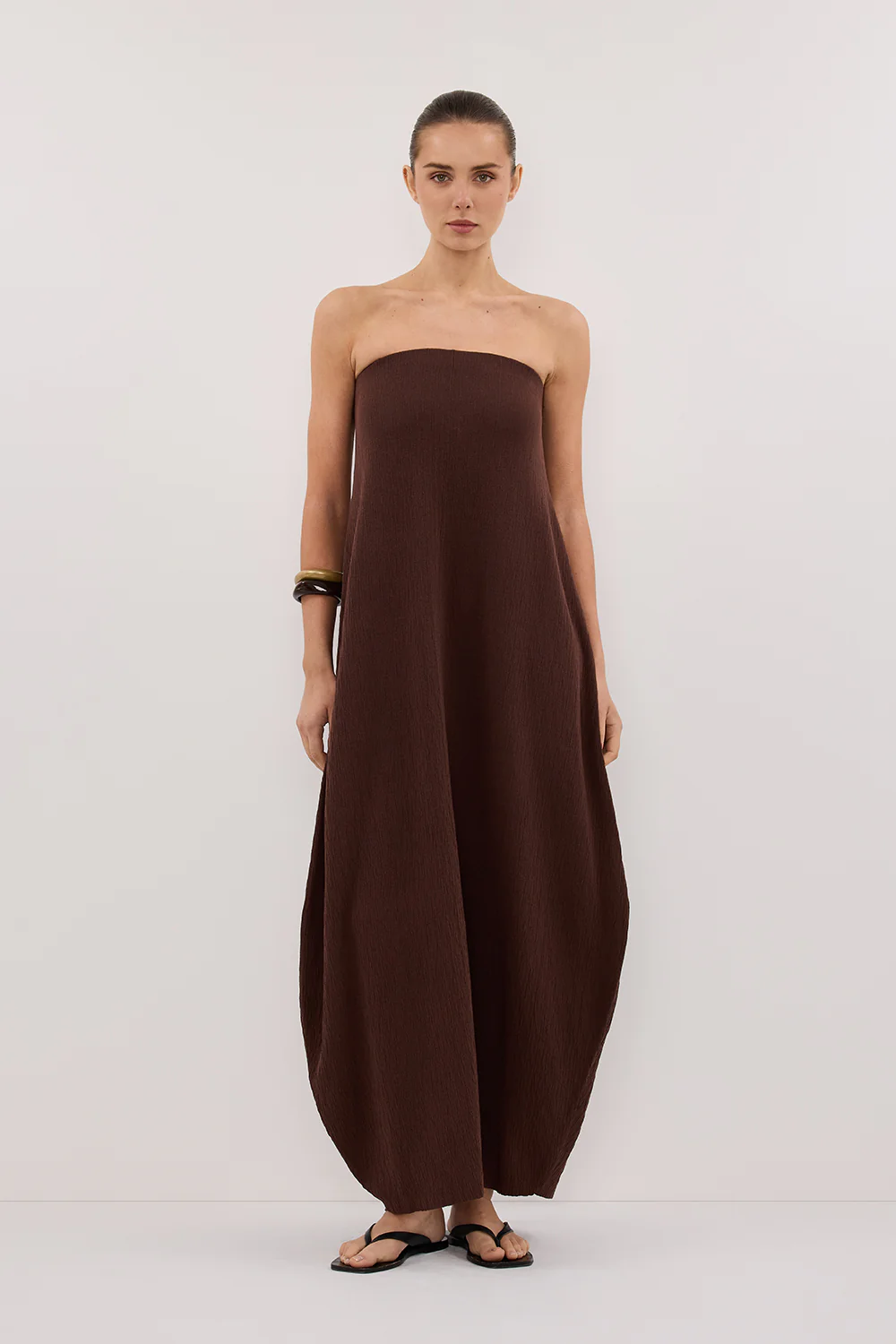 ALIAS CHOC TEXTURED KNIT STRAPLESS MIDI DRESS - Yukikoi