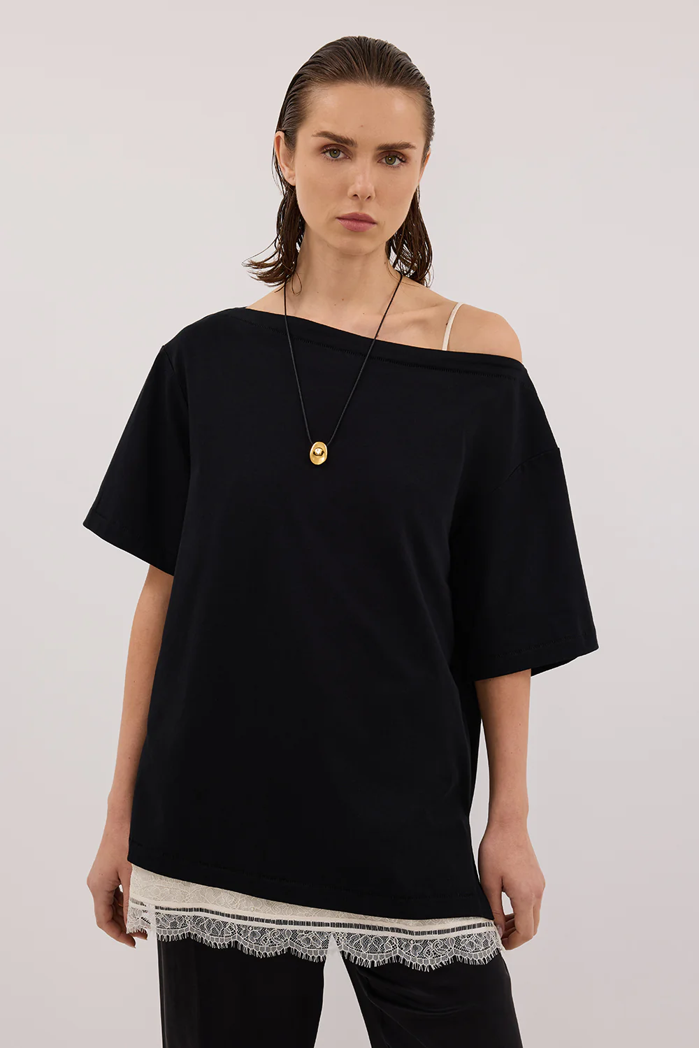 ESME BLACK ASYM BOAT NECK TEE - Yukikoi