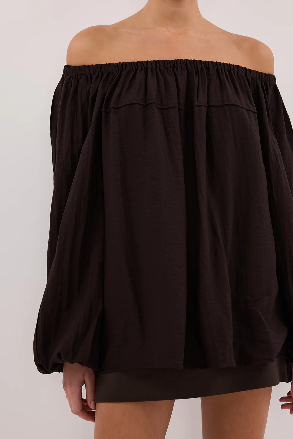 SHANIYA BITTER CHOC LONG SLEEVE TOP - Yukikoi