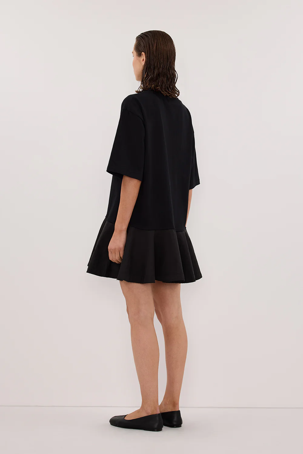 NOAH BLACK SHORT SLEEVE RUFFLE MINI DRESS - Yukikoi