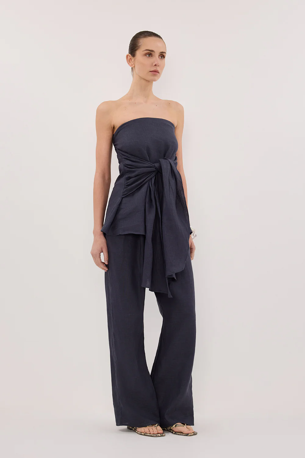 PIPPY INDIGO LINEN STRAPLESS TOP - Yukikoi