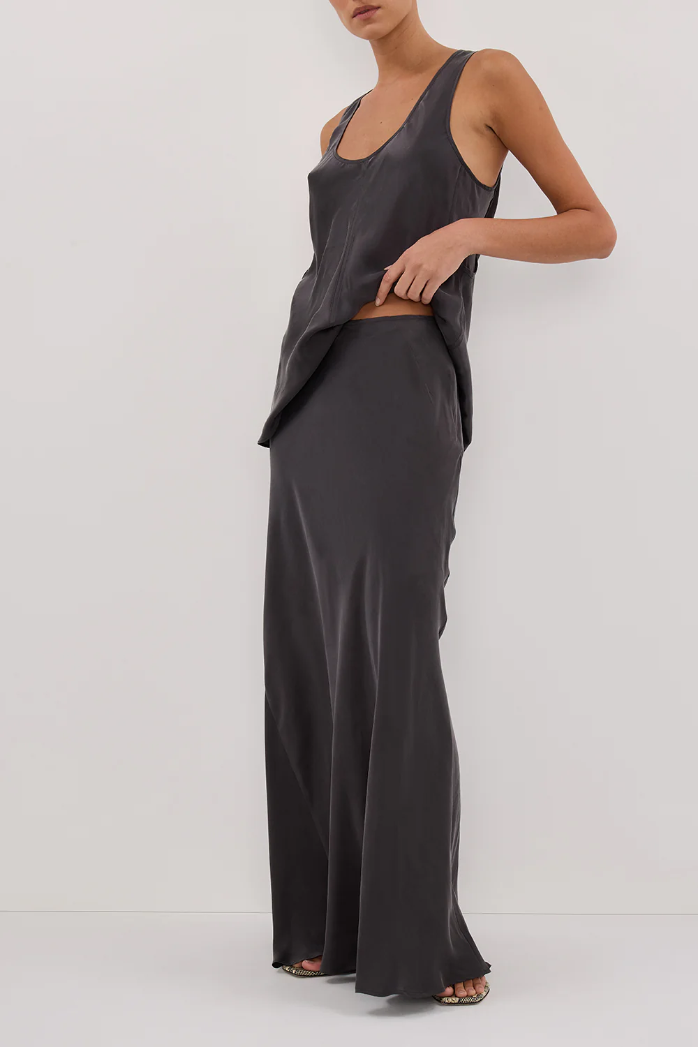 COLETTE PETROL SILK SKIRT - Yukikoi