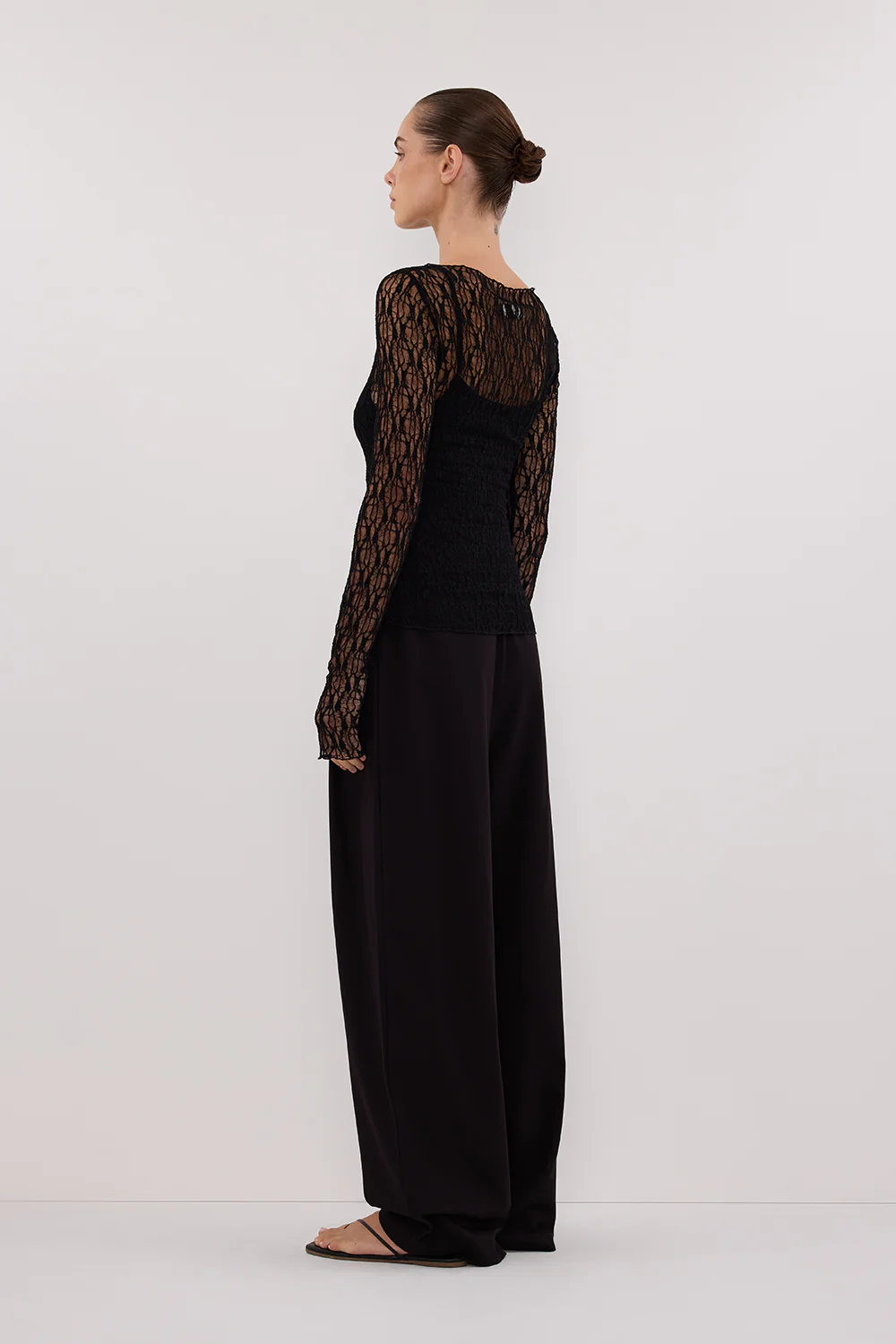 LIZZIE BLACK LACE LONG SLEEVE TOP - Yukikoi