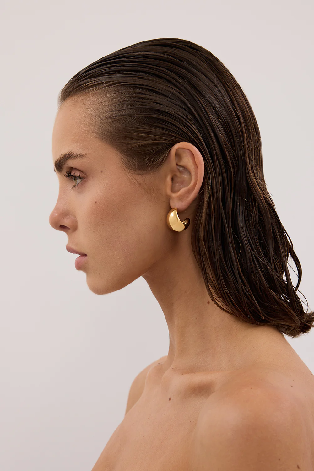 ANNA ROSSI POOLSIDE GOLD HOOP - Yukikoi