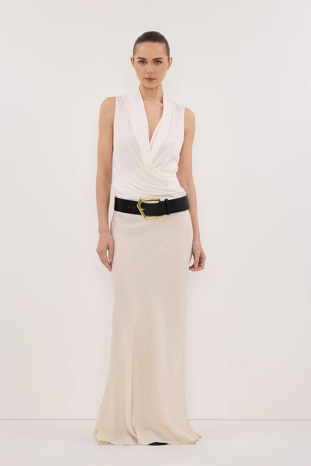 FELICITY OFF WHITE SLEEVELESS WRAP TOP - Yukikoi