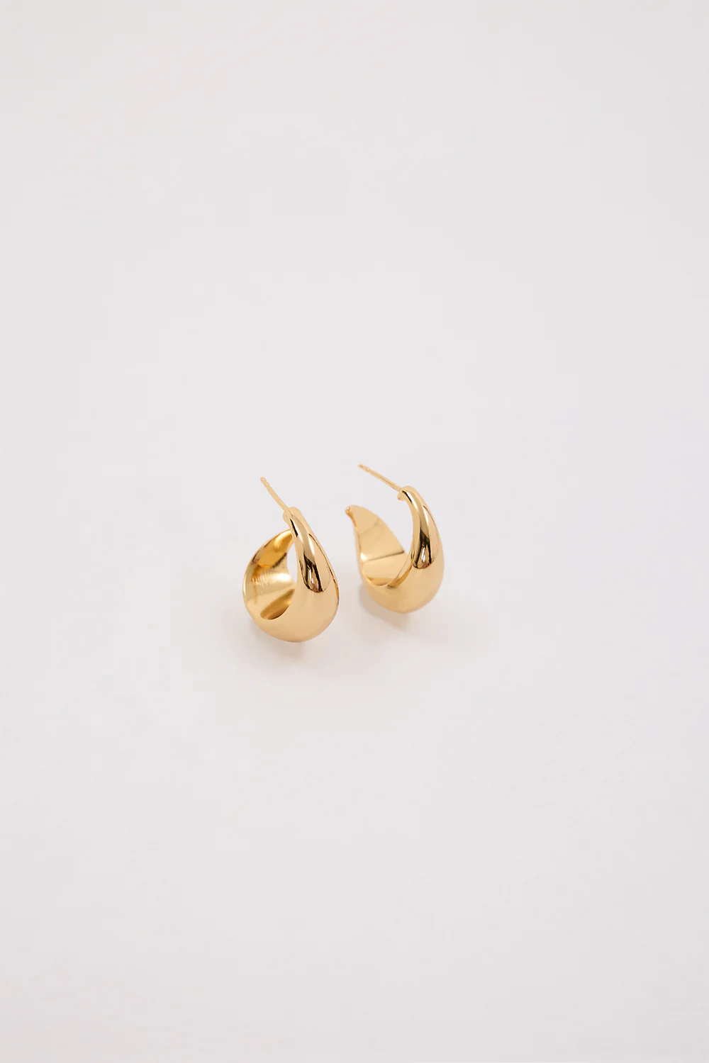 AMBER SCEATS ZANE EARRING GOLD - Yukikoi