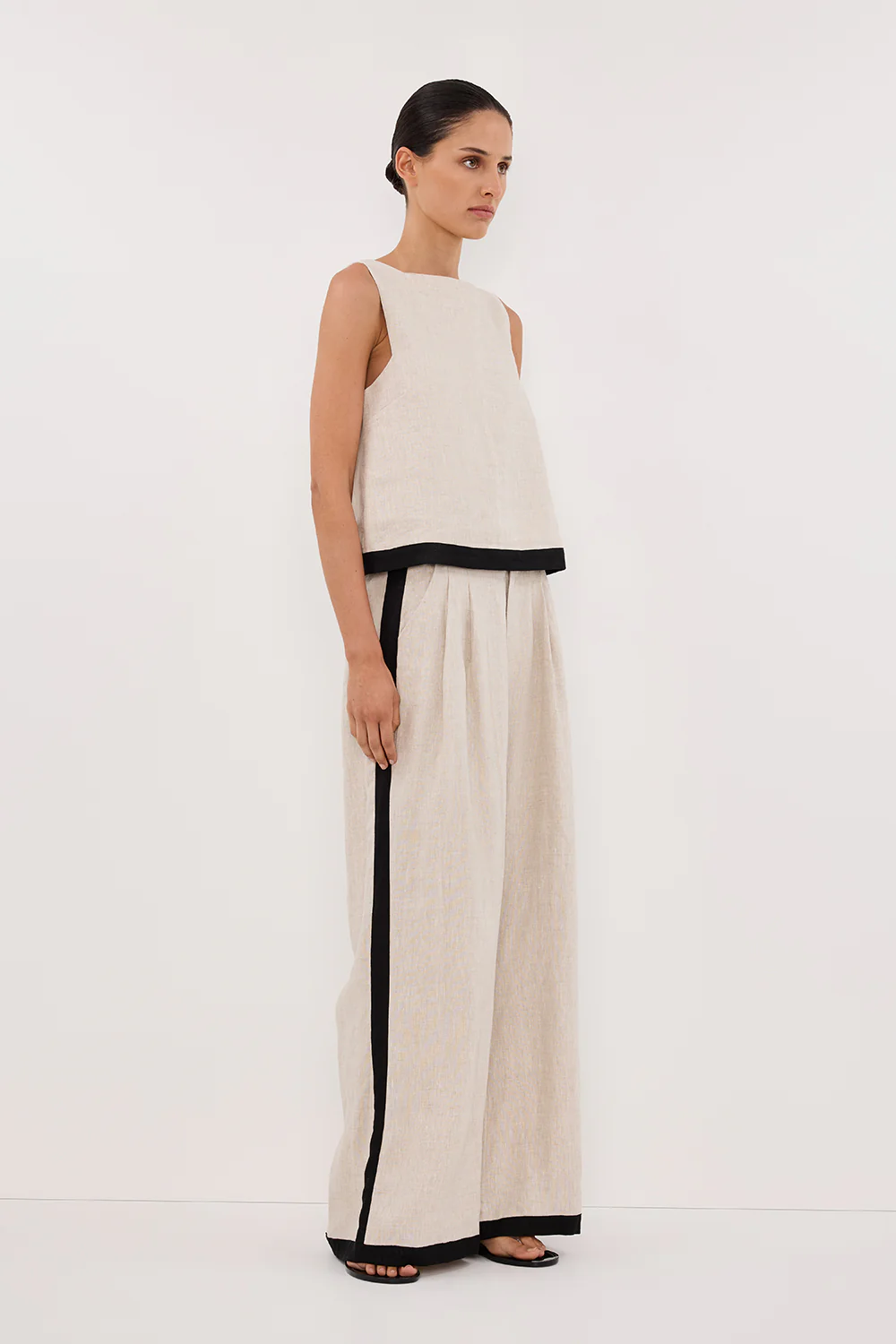 EBONY NATURAL LINEN TOP - Yukikoi