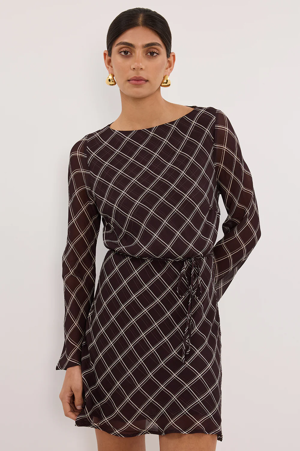 ARLINGTON CHOC LONG SLEEVE BOAT NECK MINI DRESS - Yukikoi