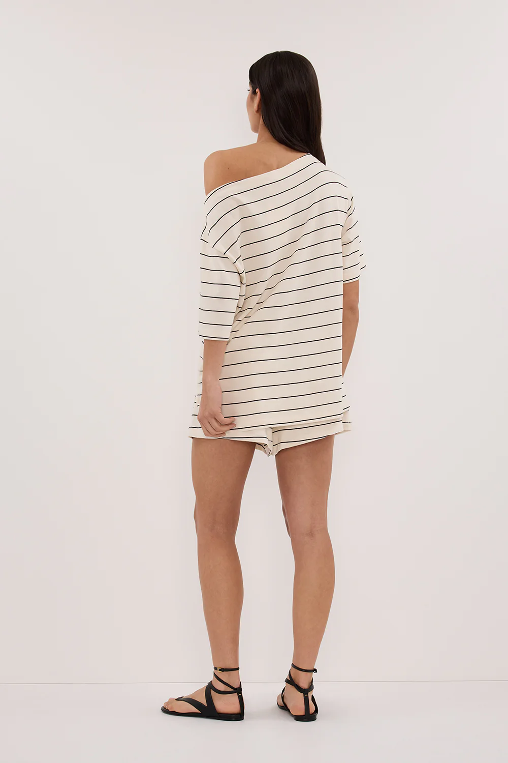 ESME OFF WHITE  STRIPE ASYM TEE - Yukikoi