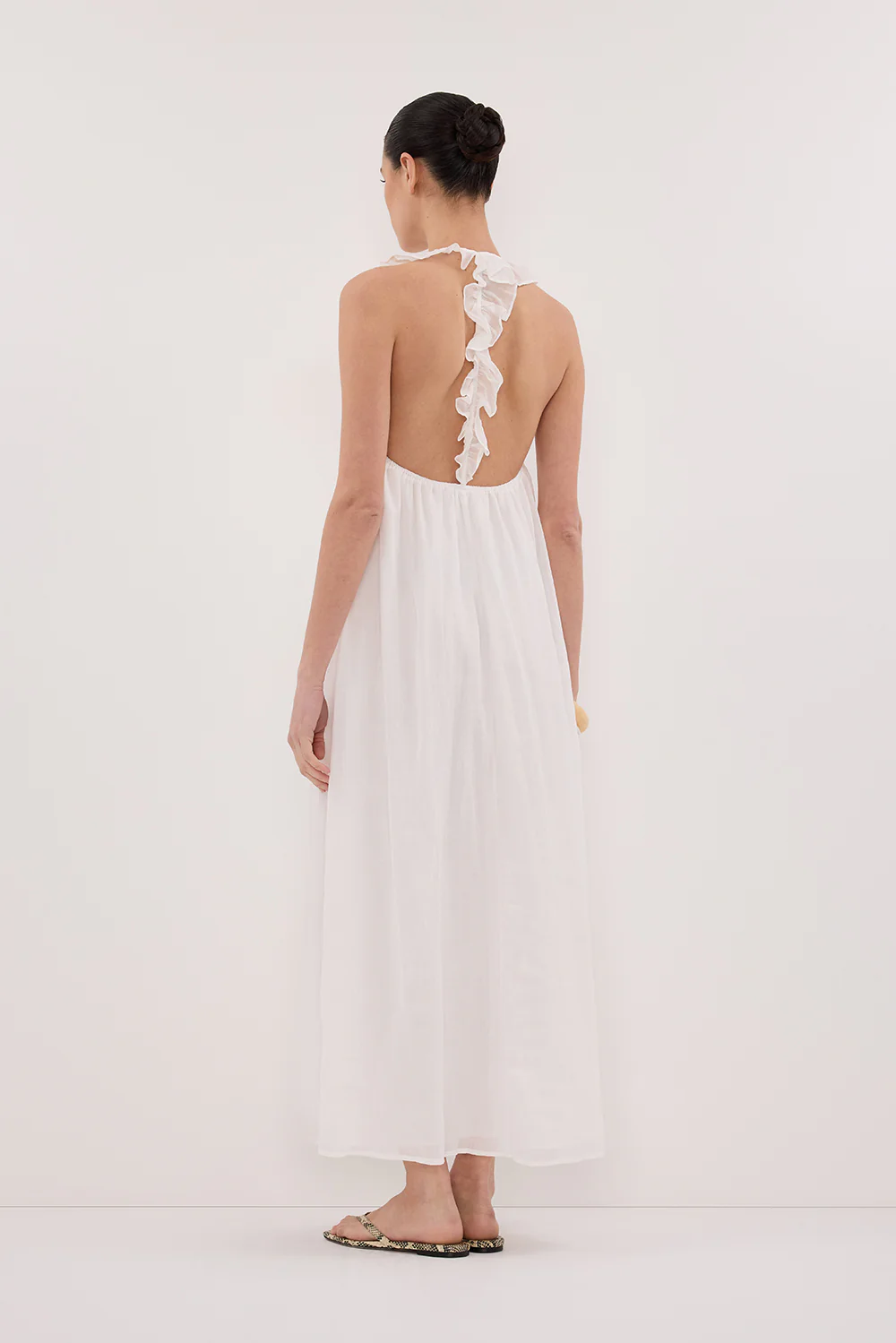 HAZEL WHITE RAMIE SLEEVELESS MIDI DRESS - Yukikoi