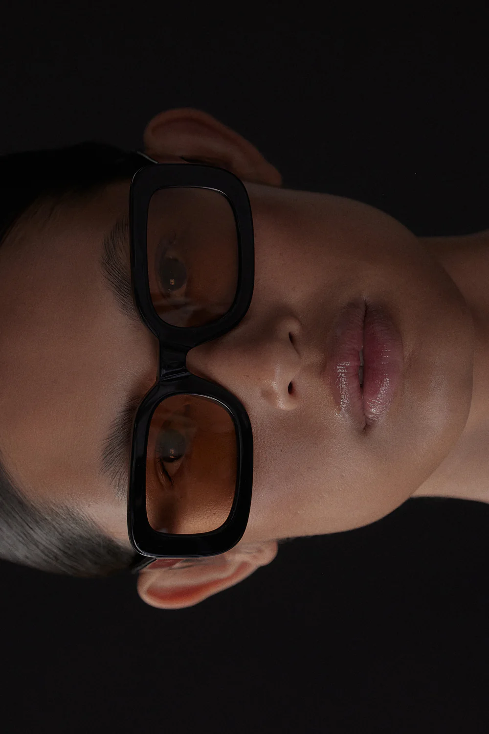 ELISA JOHNSON LEXI GLOSS BLACK LIGHT BROWN LENS SUNGLASSES - Yukikoi