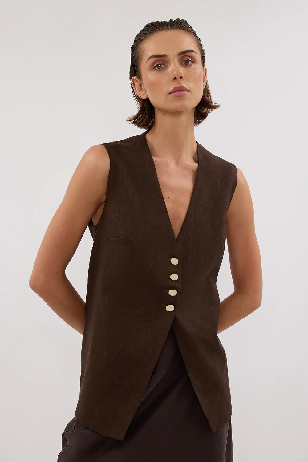 KNOX BITTER CHOC LINEN VEST - Yukikoi