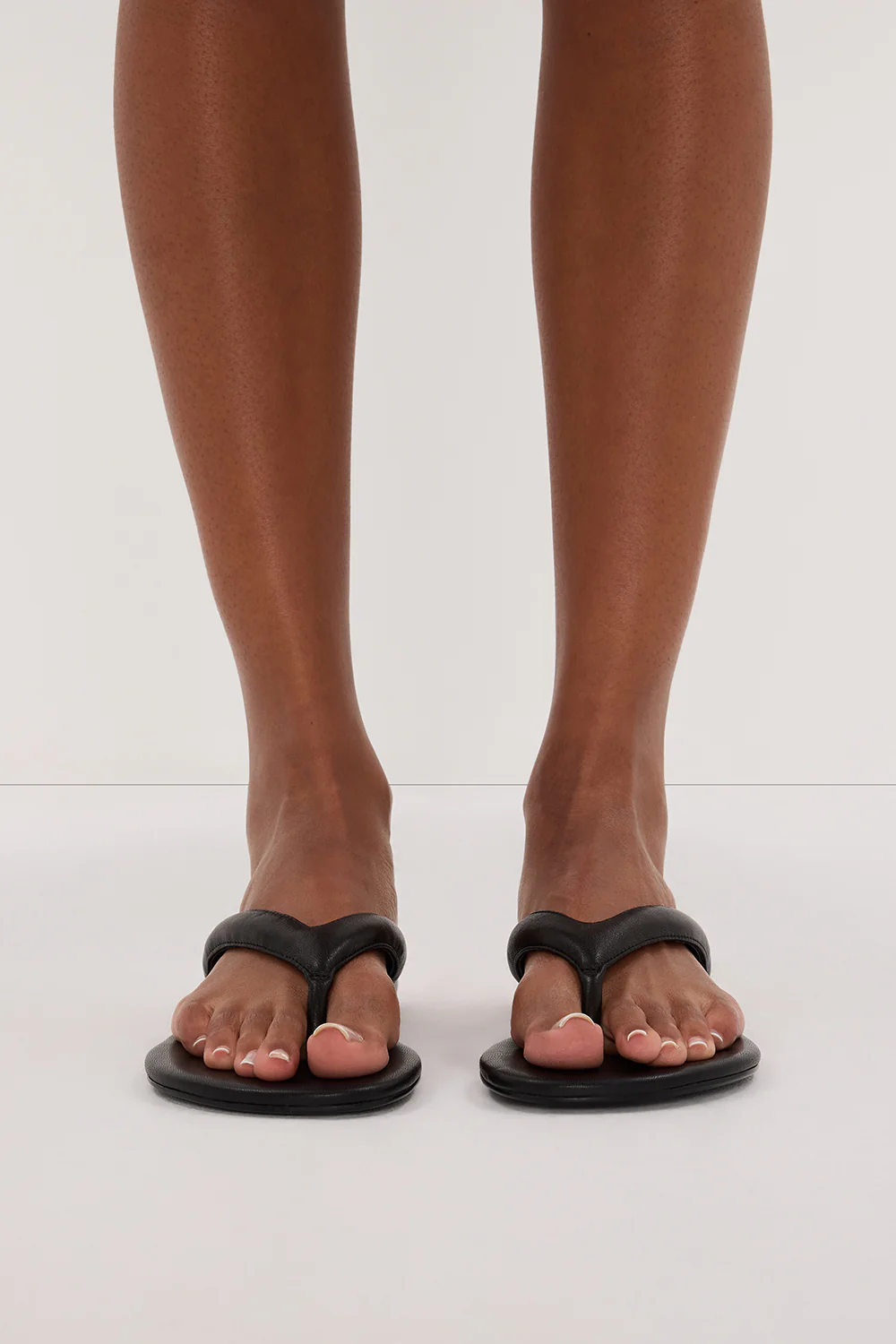 ALIAS MAE HENNA BLACK THONG - Yukikoi